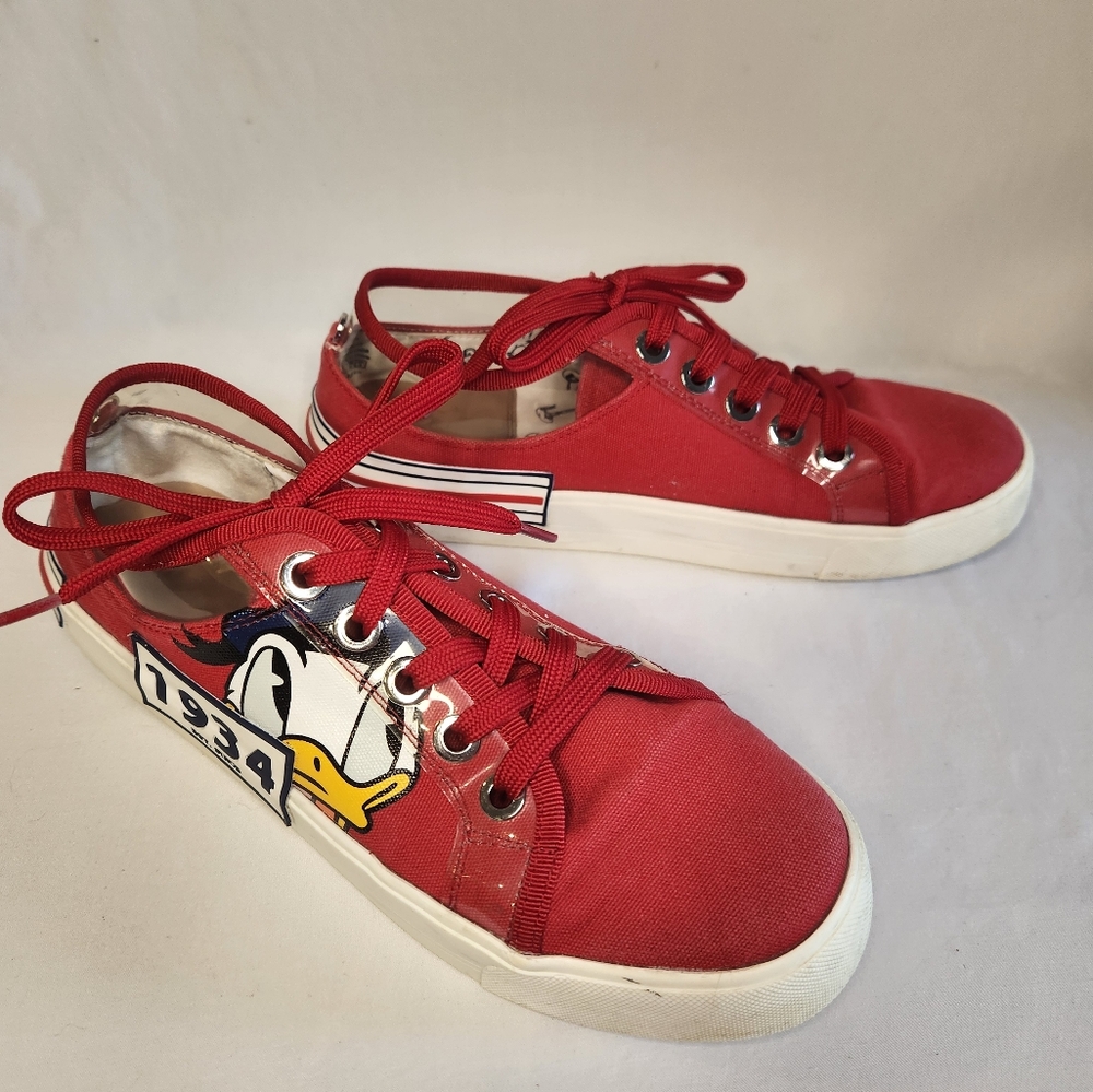 Disney X Call It Spring Donald Duck Red Platform Shoes Size 8.5